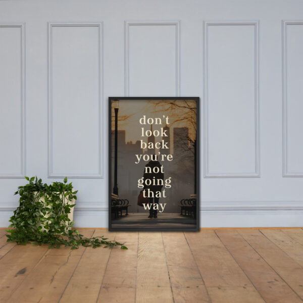 Canvas – 24 x 36“ – Dont Look Back - Image 9